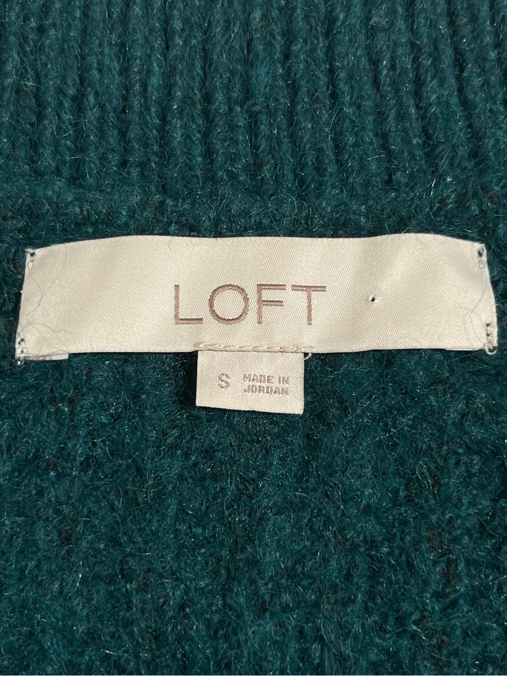 Textured Knit V-Neck Cardigan Wool Blend Deep Green LOFT Small Preppy * - Picture 8 of 9